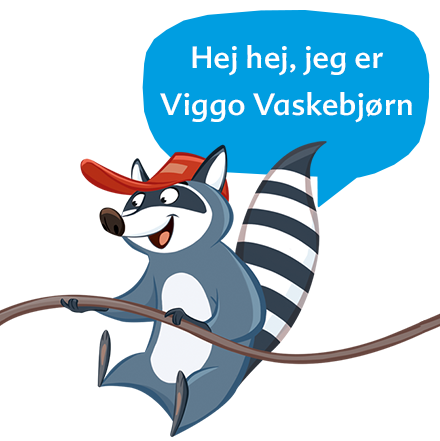 En vaskebjørn med en rød kasket sidder på en brun flade og holder fast i et brunt reb.